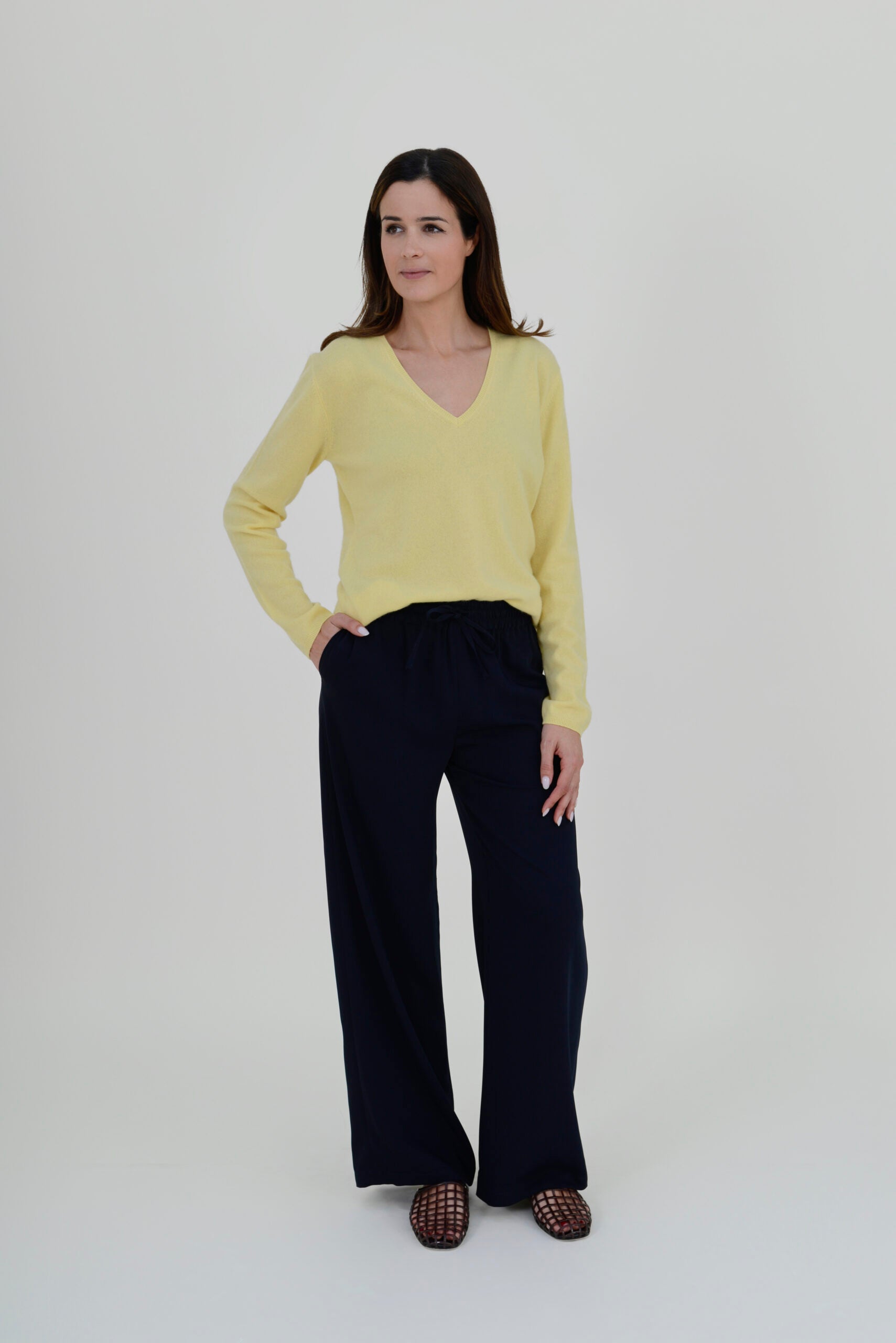 Globe Yellow