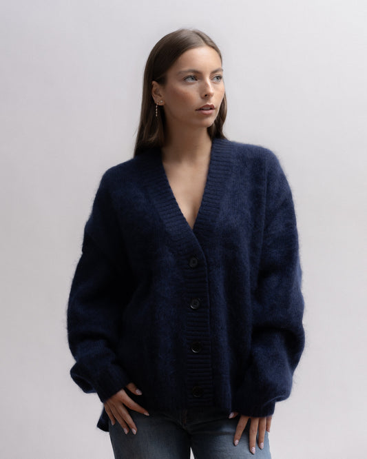 Beast Gillet Over BLACK IRIS